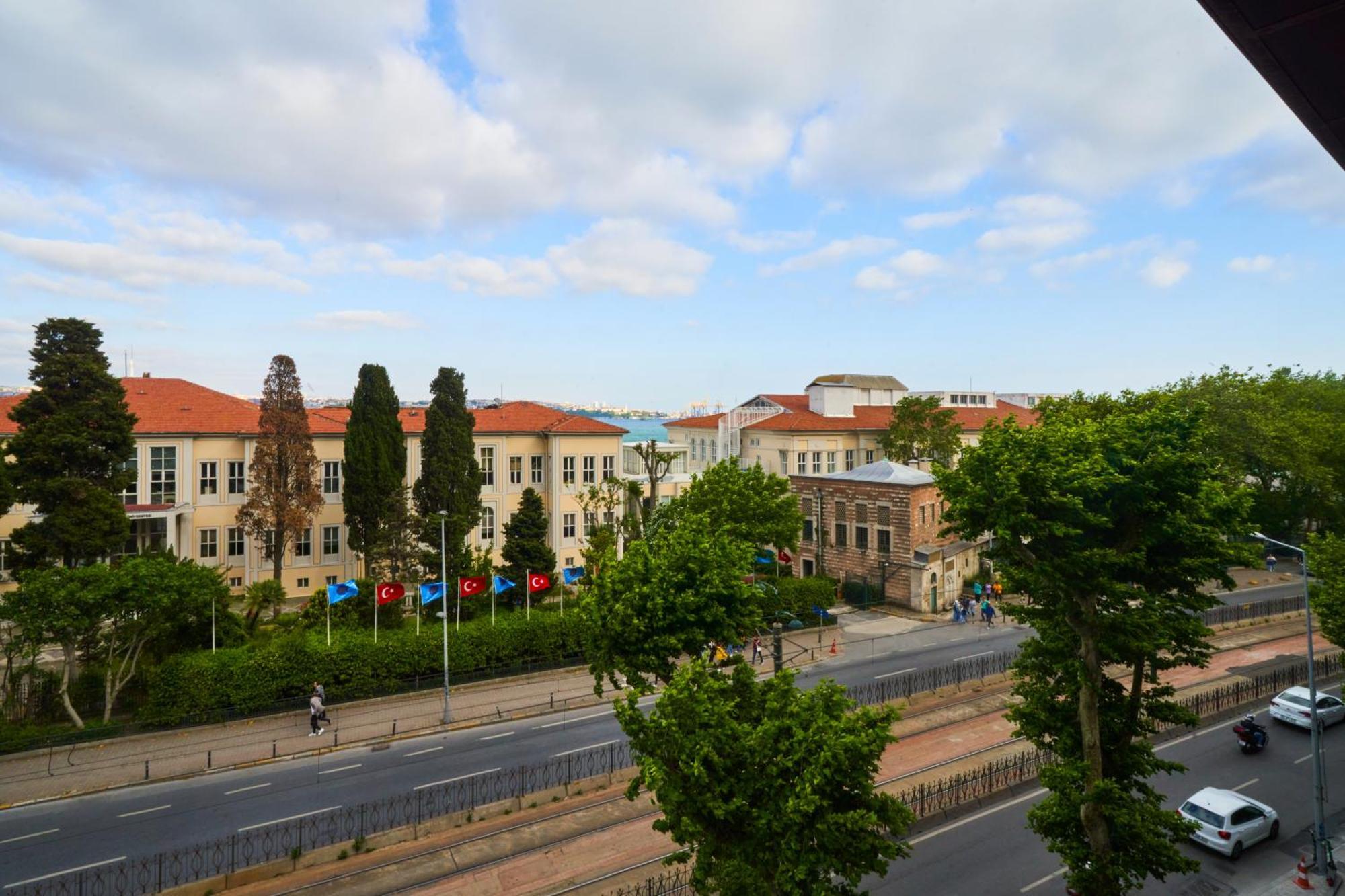 Metropolitan Hotels Bosphorus - Special Category Estambul Exterior foto