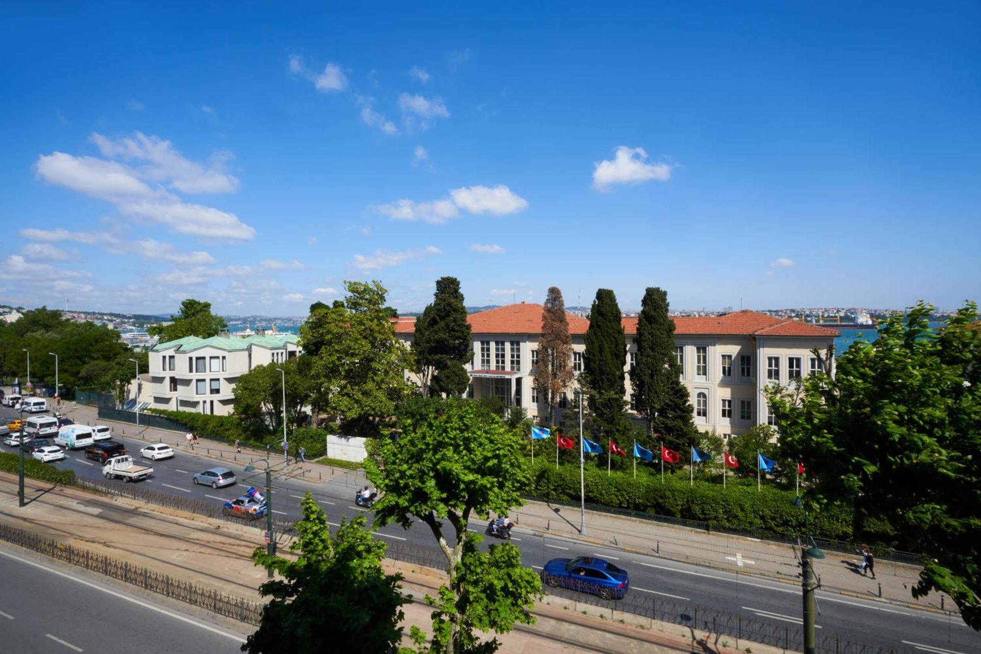 Metropolitan Hotels Bosphorus - Special Category Estambul Exterior foto