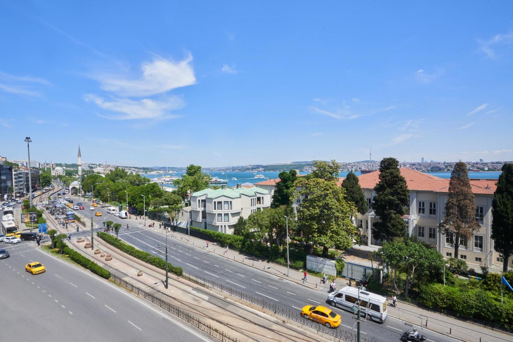 Metropolitan Hotels Bosphorus - Special Category Estambul Exterior foto